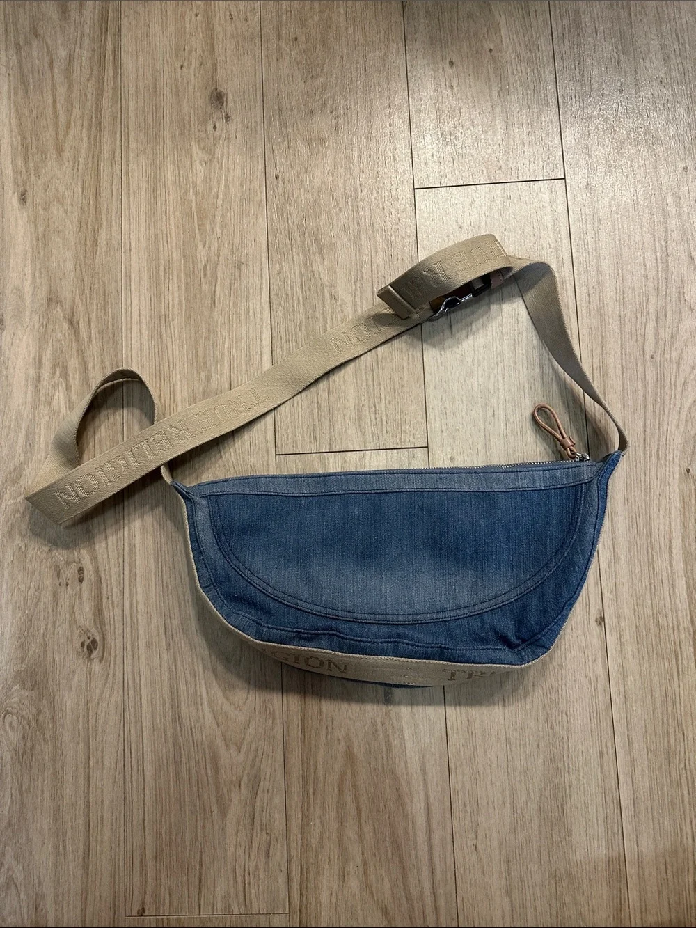 NWOT Y2K TRUE RELIGION Washed Denim Hobo Shoulder Bag